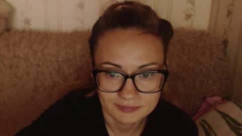 Snapshot of flowercandydoll13 chatting on September 20, 10:27 am say meow and send tip  online show from September 20, 10:27 am