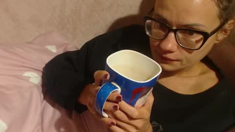 Snapshot of flowercandydoll13 chatting on October 2, 7:10 pm say meow and send tip  online show from October 2, 7:10 pm