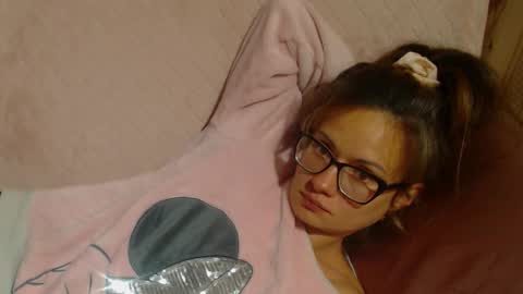 Snapshot of flowercandydoll13 chatting on October 4, 6:28 pm say meow and send tip  online show from October 4, 6:28 pm