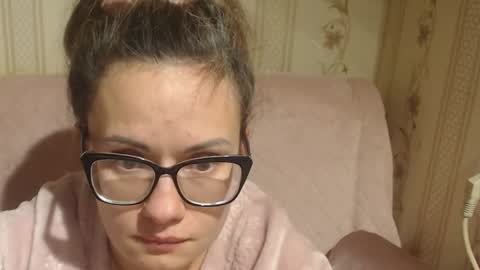 Snapshot of flowercandydoll13 chatting on October 26, 8:37 pm say meow and send tip  online show from October 26, 8:37 pm