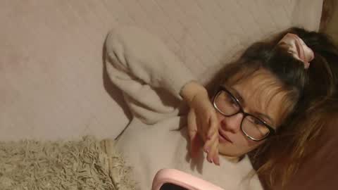 Snapshot of flowercandydoll13 chatting on October 28, 4:42 pm say meow and send tip  online show from October 28, 4:42 pm