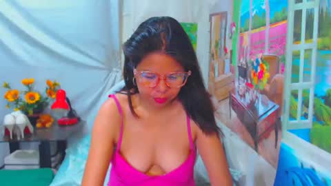 Lexii online show from January 2, 12:03 pm