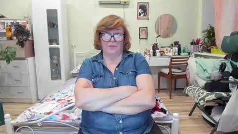 Flowerlower online show from December 5, 5:31 pm