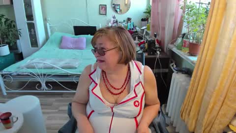 Flowerlower online show from February 25, 7:07 am