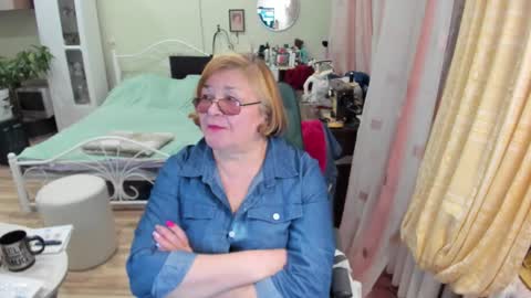 Flowerlower online show from March 25, 5:30 pm