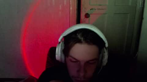 Snapshot of fluffy_boney chatting on December 27, 11:31 pm Alexey online show from December 27, 11:31 pm