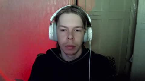 Snapshot of fluffy_boney chatting on December 29, 5:12 pm Alexey online show from December 29, 5:12 pm