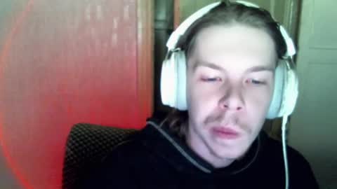 Snapshot of fluffy_boney chatting on January 5, 6:13 am Alexey online show from January 5, 6:13 am