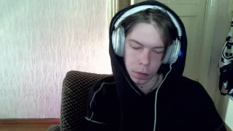 Snapshot of fluffy_boney chatting on January 7, 6:38 am Alexey online show from January 7, 6:38 am