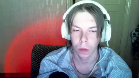 Snapshot of fluffy_boney chatting on January 8, 12:26 pm Alexey online show from January 8, 12:26 pm