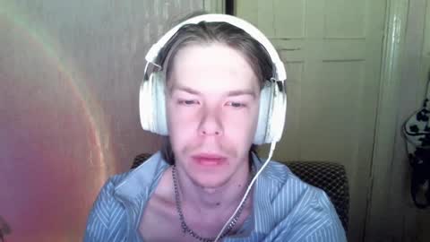 Snapshot of fluffy_boney chatting on January 17, 3:45 am Alexey online show from January 17, 3:45 am