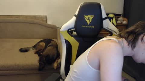 Snapshot of fluffy_boney chatting on January 28, 9:41 am Alexey online show from January 28, 9:41 am