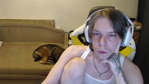 Snapshot of fluffy_boney chatting on January 28, 9:40 pm Alexey online show from January 28, 9:40 pm