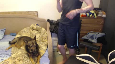 Snapshot of fluffy_boney chatting on February 8, 9:04 pm Alexey online show from February 8, 9:04 pm