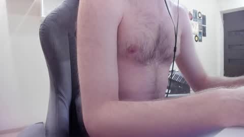 Snapshot of fluffycat_ chatting on February 9, 9:58 am fluffycat online show from February 9, 9:58 am