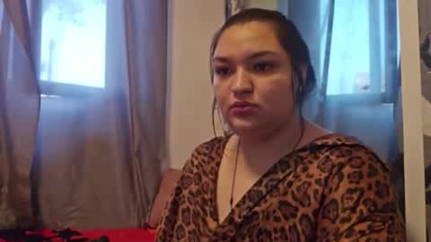 fluffyluna235 online show from December 2, 7:03 am