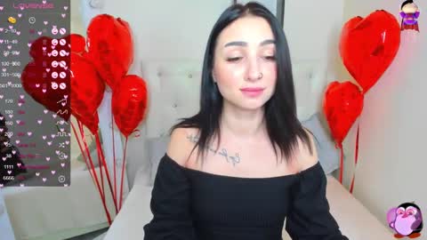 Snapshot of flufyfoxx chatting on February 16, 11:16 pm Lina online show from February 16, 11:16 pm