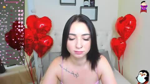 Snapshot of flufyfoxx chatting on February 17, 11:20 pm Lina online show from February 17, 11:20 pm