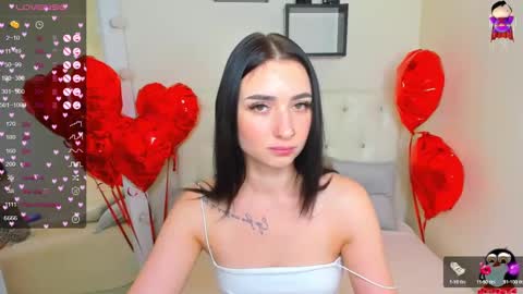 Snapshot of flufyfoxx chatting on February 26, 4:47 am Lina online show from February 26, 4:47 am