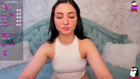 Snapshot of flufyfoxx chatting on September 16, 1:06 am Lina online show from September 16, 1:06 am