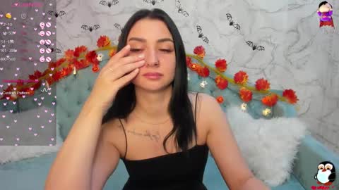 Snapshot of flufyfoxx chatting on October 21, 12:33 am Lina online show from October 21, 12:33 am