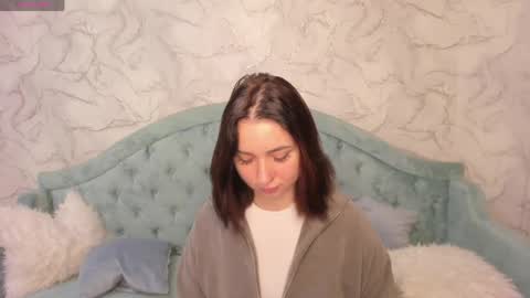 Lina online show from April 13, 1:00 am