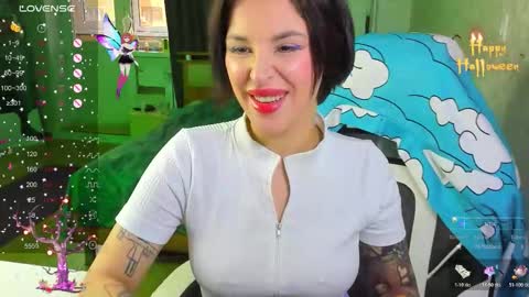 Snapshot of folinskaayaa chatting on November 5, 5:29 am folinskaayaa online show from November 5, 5:29 am