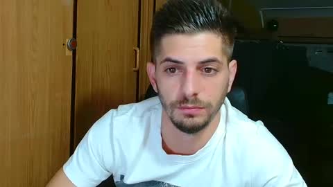 independent model online show from September 12, 6:41 pm