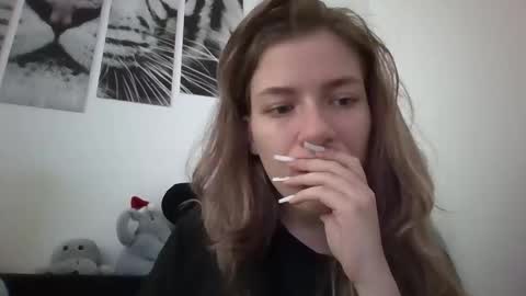 Pussy Queen online show from December 21, 9:05 am