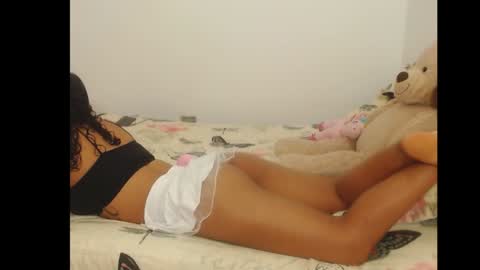 emely and felix online show from January 3, 1:59 am