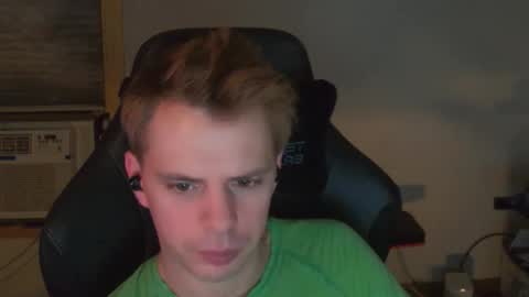 forever_broken online show from December 2, 6:30 am