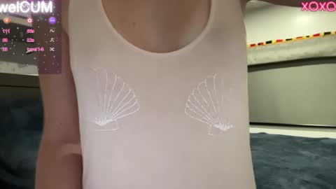 Snapshot of foreverkinkyy chatting on February 20, 1:36 am Elaine online show from February 20, 1:36 am