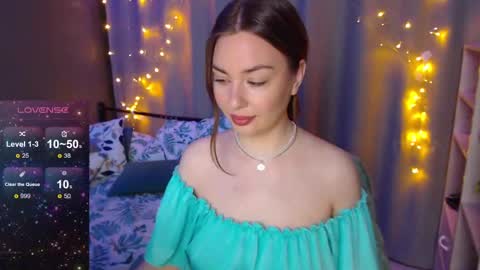 Julia online show from December 23, 1:51 am