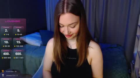 Julia online show from February 8, 1:22 am