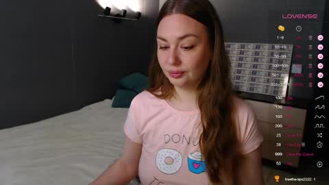 Julia online show from April 25, 12:57 am