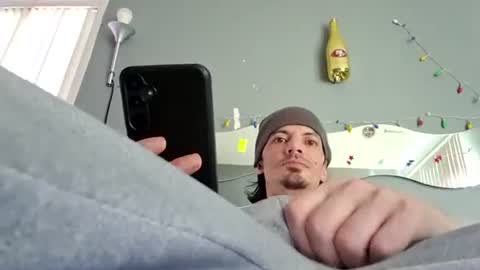 Snapshot of foreveryung723 chatting on October 29, 11:06 pm foreveryung723 online show from October 29, 11:06 pm