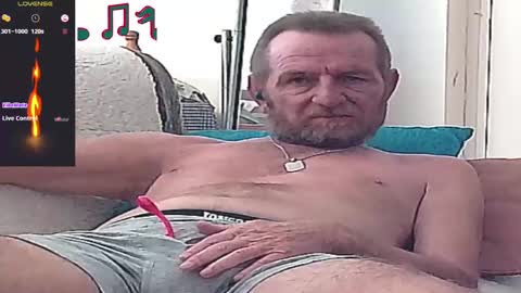 Snapshot of forexxxx_man chatting on December 31, 11:31 am doc online show from December 31, 11:31 am