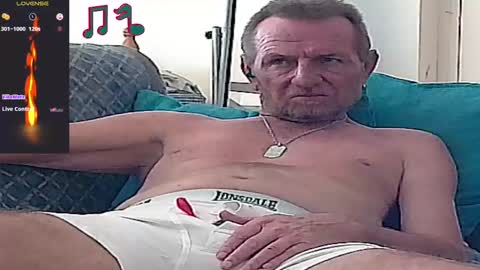 Snapshot of forexxxx_man chatting on January 4, 12:05 pm doc online show from January 4, 12:05 pm