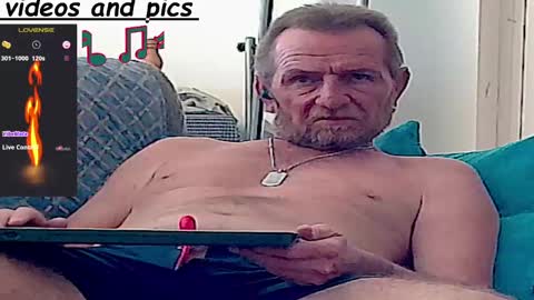 Snapshot of forexxxx_man chatting on January 10, 11:43 am doc online show from January 10, 11:43 am