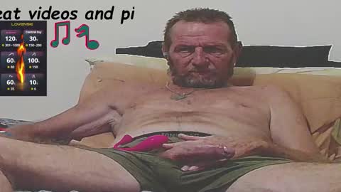 Snapshot of forexxxx_man chatting on October 11, 1:49 am doc online show from October 11, 1:49 am
