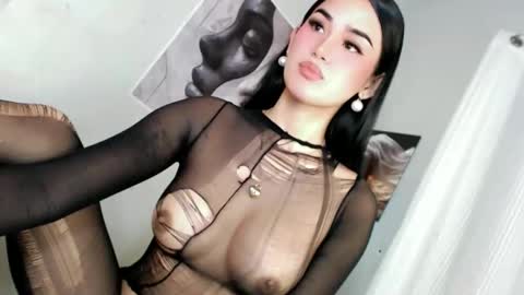 KHATRINA STACIE MARIE online show from February 21, 9:49 pm