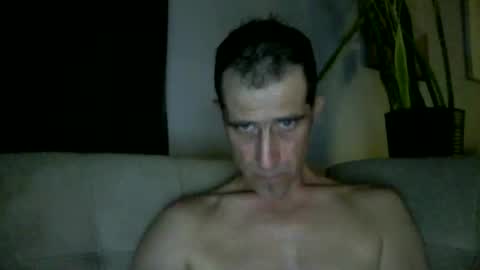 Snapshot of fouraide42 chatting on May 13, 3:15 am fouraide42 online show from May 13, 3:15 am