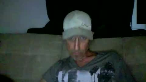 Snapshot of fouraide42 chatting on May 22, 4:08 am fouraide42 online show from May 22, 4:08 am