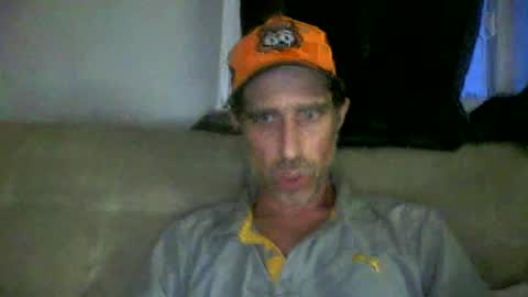 Snapshot of fouraide42 chatting on June 12, 1:15 am fouraide42 online show from June 12, 1:15 am