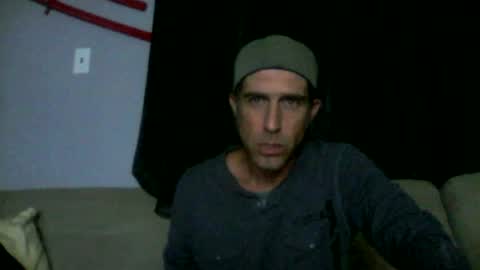 Snapshot of fouraide42 chatting on June 15, 2:58 am fouraide42 online show from June 15, 2:58 am