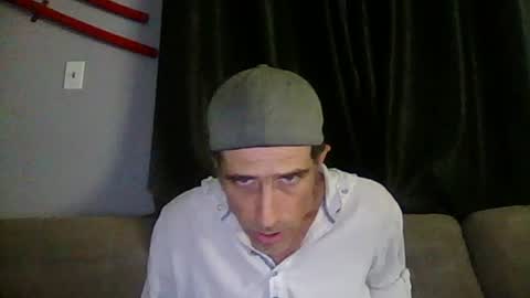 Snapshot of fouraide42 chatting on June 17, 2:36 am fouraide42 online show from June 17, 2:36 am