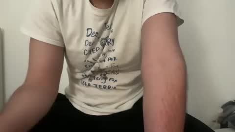 Snapshot of fourelementstrainer chatting on March 16, 5:35 am fourelementstrainer online show from March 16, 5:35 am