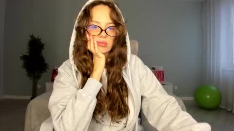 Kira online show from September 15, 12:32 am