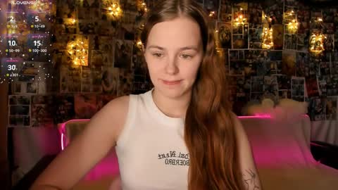 Lisa online show from December 19, 9:33 pm