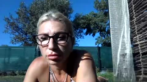 Snapshot of fox_red_lady7 chatting on July 17, 2:56 pm fox_red_lady7 online show from July 17, 2:56 pm